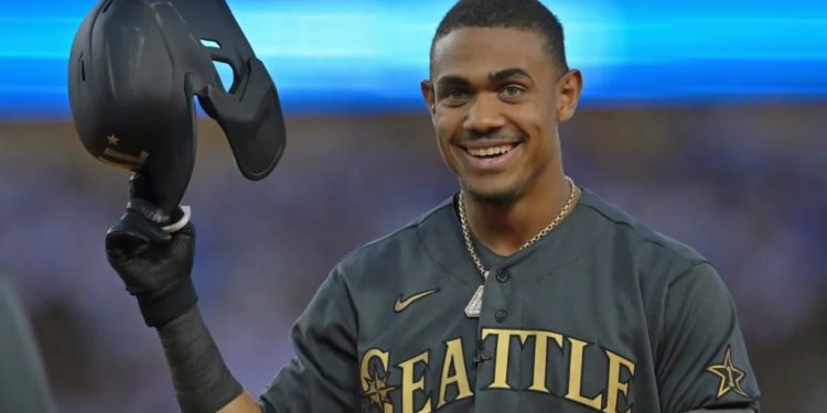 El Dajabonero Julio Rodríguez ganaría hasta US$450 millones en MLB