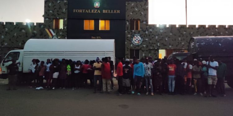 Migración y el ejército detienen 102 haitianos indocumentados intentando ingresar por Dajabón