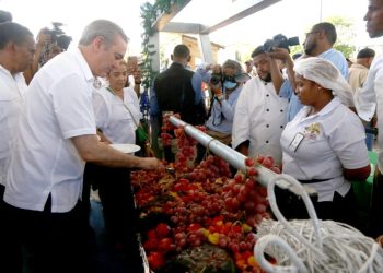 Abinader anuncia entrega de 6 millones de raciones alimenticias en «Navidad del Cambio 2022»