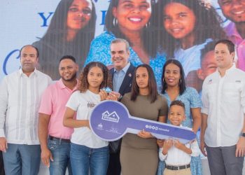 Abinader: “Que los dominicanos sean los que construyan a los dominicanos”