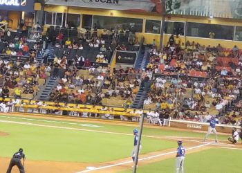 Águilas vencieron a Licey en el estadio Cibao de Santiago