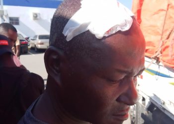 Camionero resulta herido tras haitianos lanzar piedras en puerta fronteriza