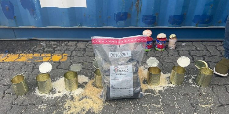 Desarticulan red de transportaban droga en tanques de comida