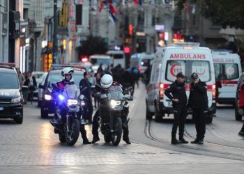 Cuatro muertos y 38 heridos por una explosión en el centro de Estambul