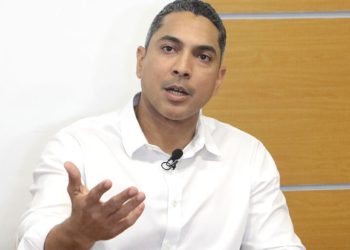 Felipe Rojas Jr. asume como mánager de los Leones