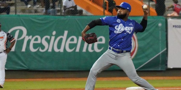 Los Tigres les propinan un no-hitter a los Toros