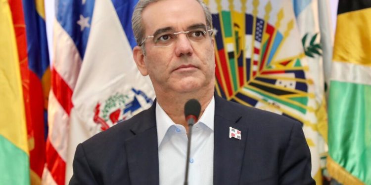 Abinader exhorta a países de la OEA encarar crisis para mejor calidad de vida de ciudadanos