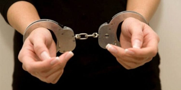 Mujer detenida tras sobredosis de marihuana comestible en escuela de Miami