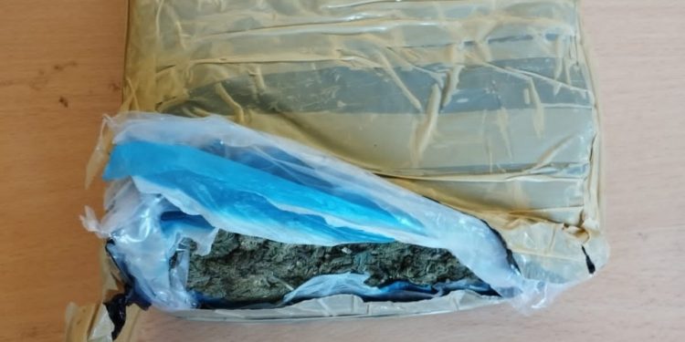 Policía apresan en Pedernales tres personas con marihuana  en Pedernales