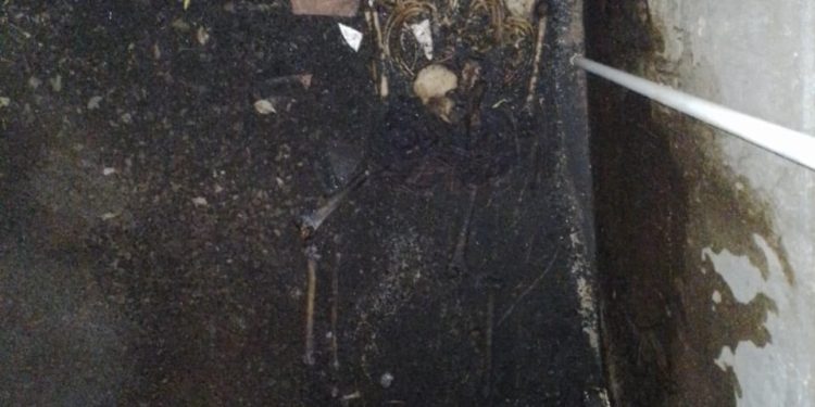 Autoridades investigan hallazgo de esqueleto encontrado en cisterna