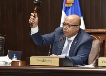 Diputados aprueban modificación al Código Procesal Penal para que robos sean perseguidos sin querella