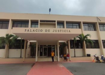 Tres meses de coerción a menor que lanzó excrementos a helicóptero presidencial