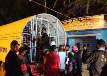 Control migratorio y el ejército detienen 117 indocumentados en Montecristi y Dajabón 