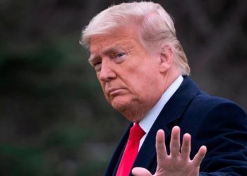 Trump ataca a DeSantis, que se perfila como favorito para 2024