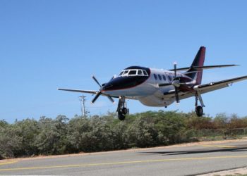 Realizan vuelo inaugural desde La Isabela a Cabo Rojo