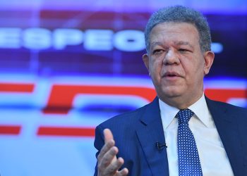 Leonel Fernández: “Debe haber un gran debate para mejorar la calidad de la educación”