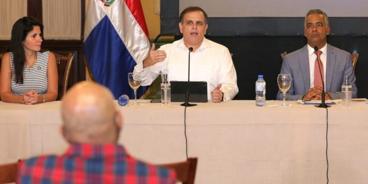 Gobierno Dominicano califica como hito histórico mejora en calificación crediticia del país
