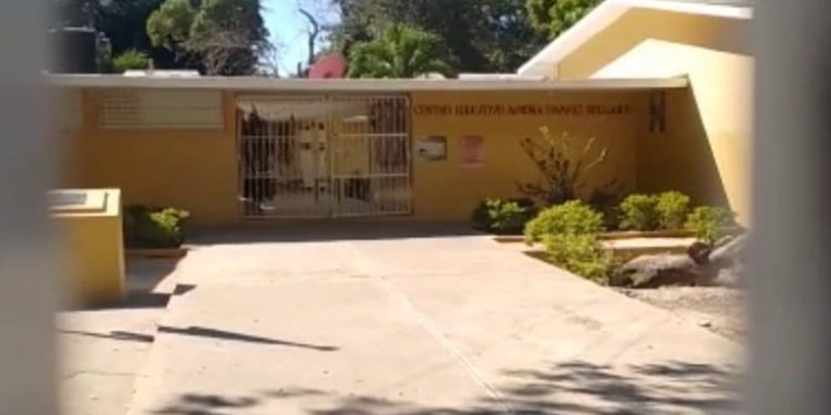 Se eleva a nueve el numero de profesores intoxicados en escuela básica de Guayubin