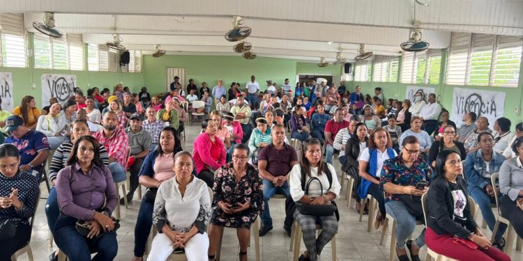 Frente Magisterial del PRM expresa solidaridad con Roberto Fulcar