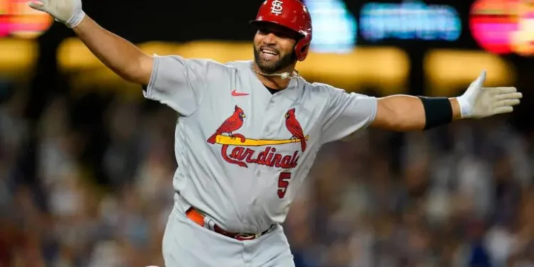 MLB elige jonrón 700 de Albert Pujols como la mejor jugada del año