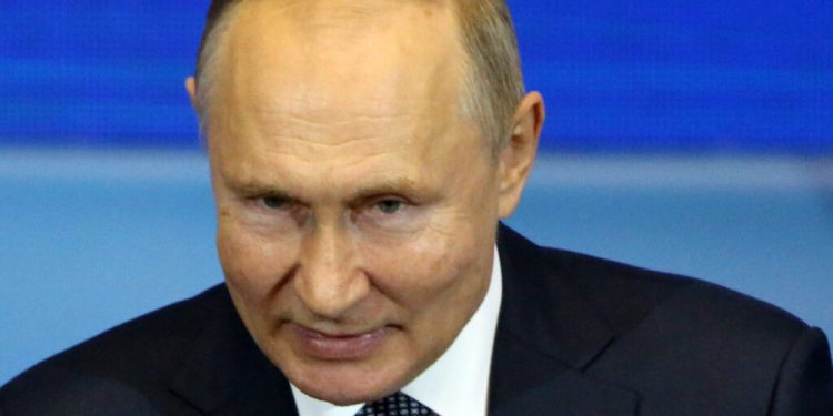 Putin llegó a Bielorrusia y alista “ejercicios tácticos” de las tropas rusas junto a Lukashenko