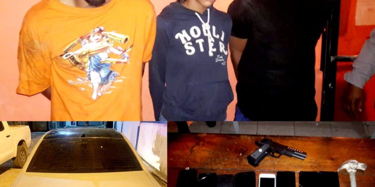 Apresan tres sospechosos de actos delictivos a bordo de un vehículo en Puerto Plata y le ocuparon varios objetos