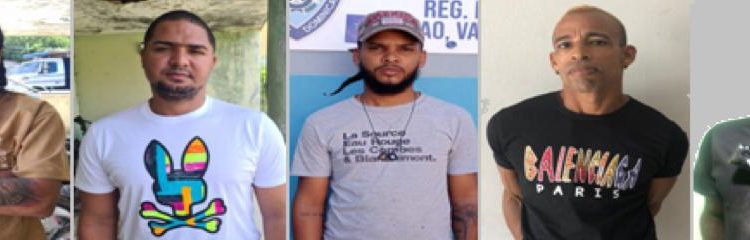 Policía captura cuatro prófugos de la justicia y una quinta persona en flagrante delito en Valverde, Dajabón y Montecristi