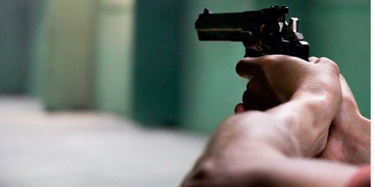 Mujer mata en el hospital a su esposo en estado terminal