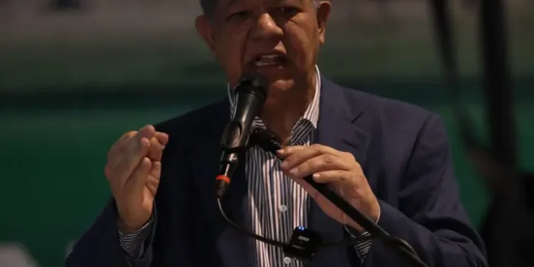 Leonel: Los dominicanos se han vuelto a ir en yola porque han perdido la fe en el gobierno