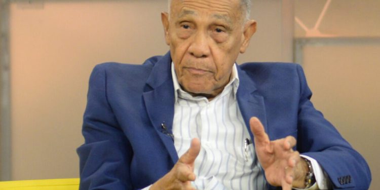 Ezequiel Molina: hay pastores interesados más en el diezmo que en la salvación