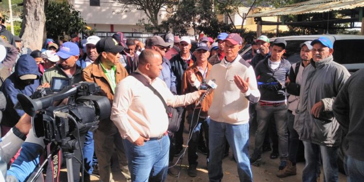 Ocupan oficina de Medio Ambiente en Constanza