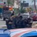 Video: Agentes de la PN se enfrentan a golpes con dos civiles en Higüey
