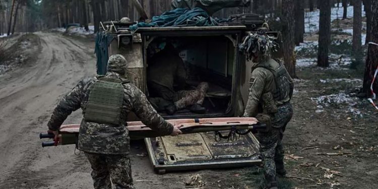 Rusia continúa bombardeos masivos en Ucrania bajo nuevo mando militar