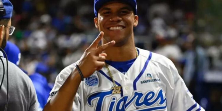 Debut de Juan Soto con el Licey espera la luz verde de los Padres