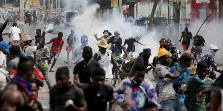 Países condenan el aumento de la violencia en Haití