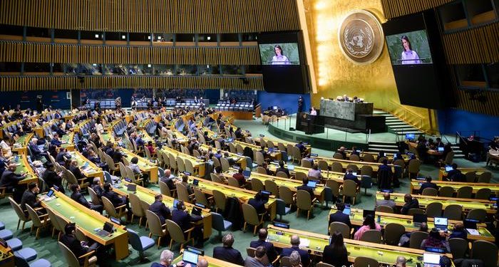 Con 141 votos a favor la ONU exige a Rusia que retire sus tropas de Ucrania