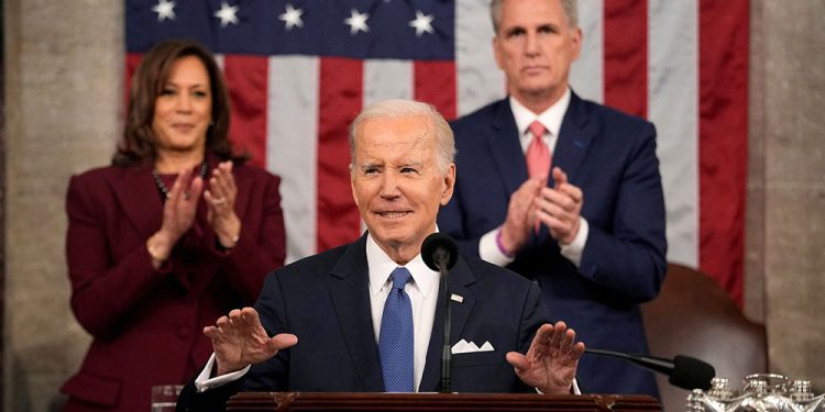 Presidente Biden reclama al Congreso ayudar a soñadores