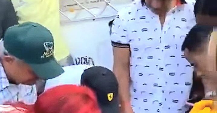 Con profundo pesar, sepultan restos de Esmeralda Richiez