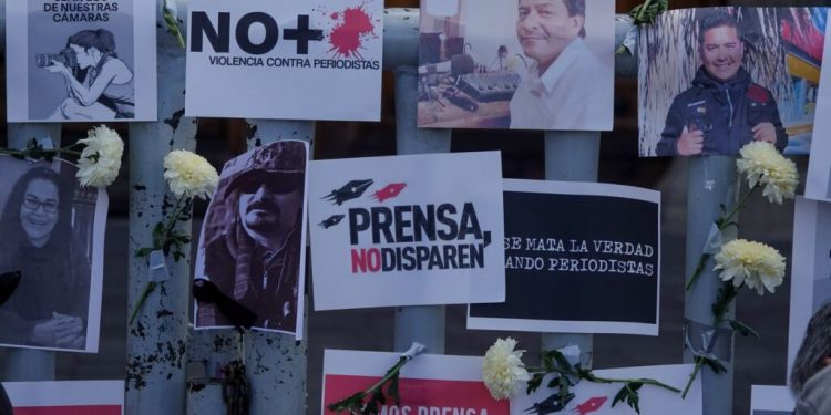Ucrania, México y Colombia, entre países con más periodistas asesinados en 2022
