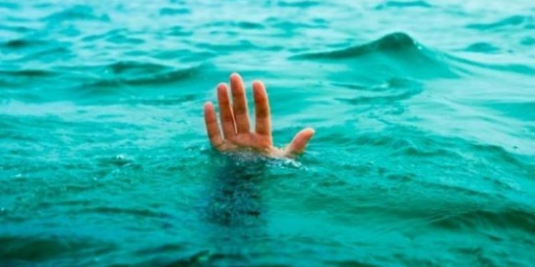 Recuperan cuerpos de dos hombres ahogados en Playa Costambar, Puerto Plata