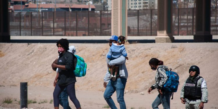 Canadá y EE.UU. llegan a acuerdo para frenar llegada irregular de migrantes