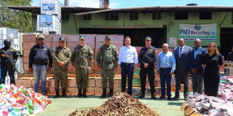 Autoridades incineran más de dos millones de cigarrillos y tabacos decomisados