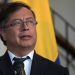 Petro pide al sistema financiero colombiano bajar tasas de intermediación