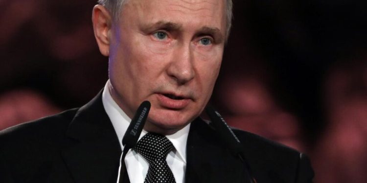 Putin dice que contienda en Ucrania busca garantizar supervivencia de Rusia