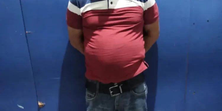 Detienen hombre con 19 tarjetas clonadas de diferentes banco en Montecristi