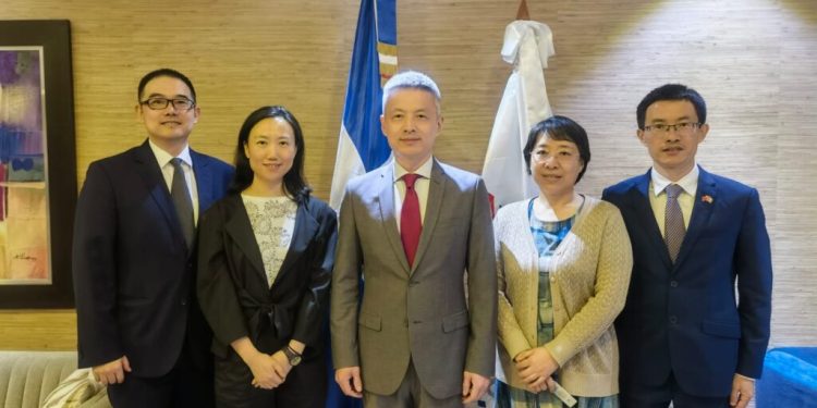 Chen Luning, el nuevo Embajador de China arriba a la República Dominicana