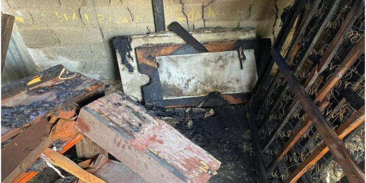 Detienen hombre prendió fuego a una pensión en Esperanza; dos habitaciones con ajuares se quemaron