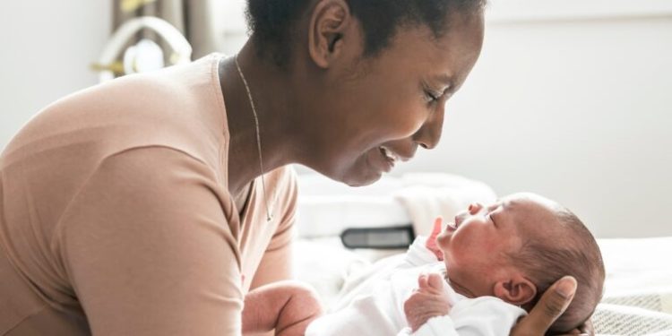 Muertes del bebé y de la madreMuertes del bebé y de la madre