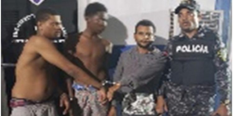 Tres hombres y una mujer están bajo arresto con relación rapto de niña rescatada en Monción