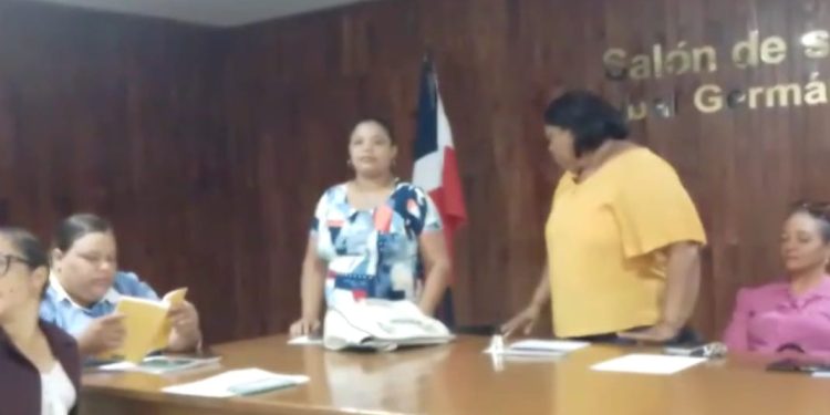 Escogen concejal Gibelys Colon del PRM presidente de la sala capitular del ayuntamiento Dajabón
